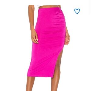 Superdown Tiffani ruched midi skirt - fuchsia XXS